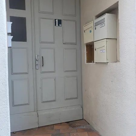 Appartement Cosy Centre Ville LʼIsle-sur-la-Sorgue Exterior foto